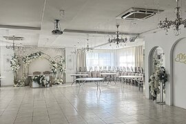 Помещение под офис, торговлю 411 кв м