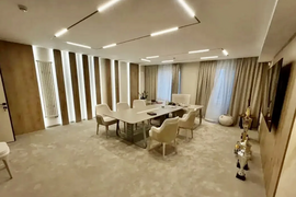 Офис у метро 703 кв м 