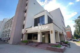 Сдается офис в центре с НДС 100 кв м