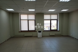 Офис в центре города 79 кв м