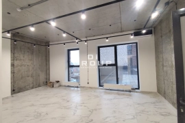 Сдается помещение с ремонтом в ЖК Яратам