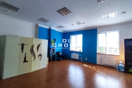 Продается офисное помещение в центре на Дзержинского